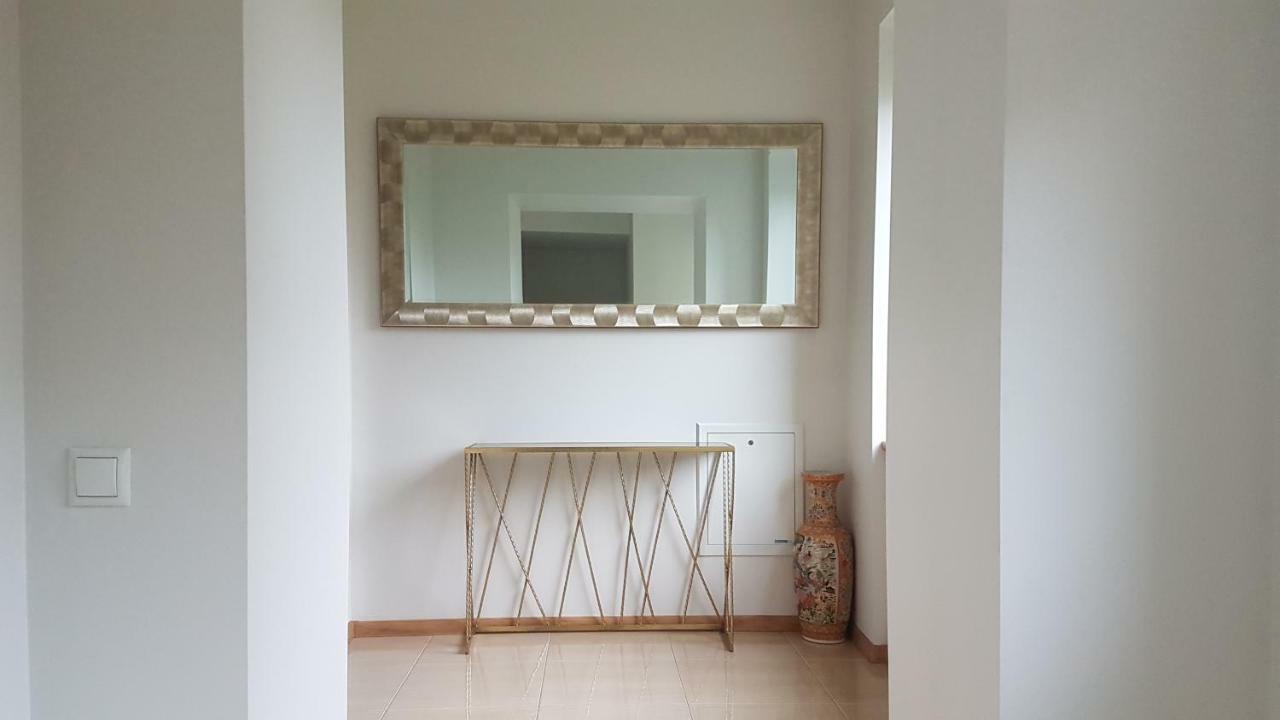 Premium Jacuzzi Apartment Клайпеда Екстериор снимка